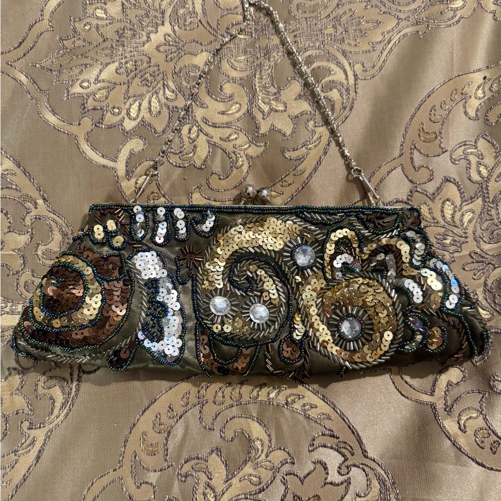 Elegant Sequin Clutch in Gold and Brown